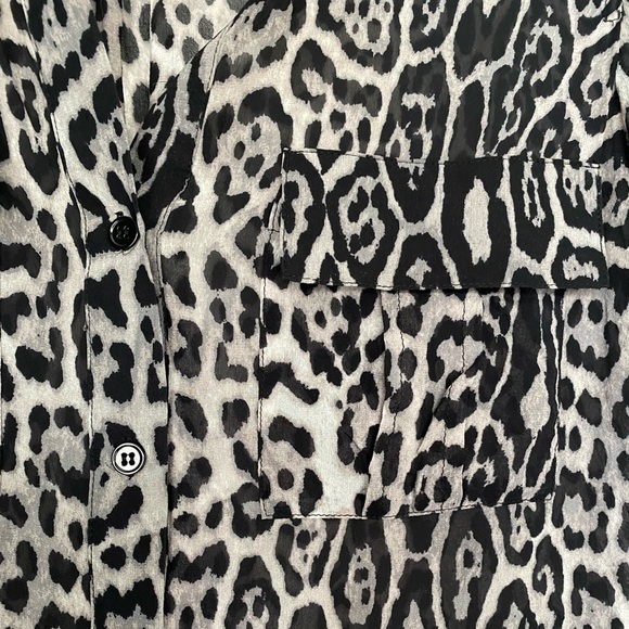BCBGMAXAZRIA Anderson Style 100% Silk Blouse, Great Condition Black/Comb Leopard - Picture 4 of 9